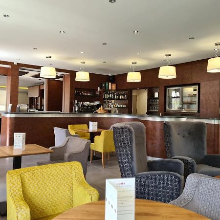 Hotel La Guimbarde Morteau Esterno foto